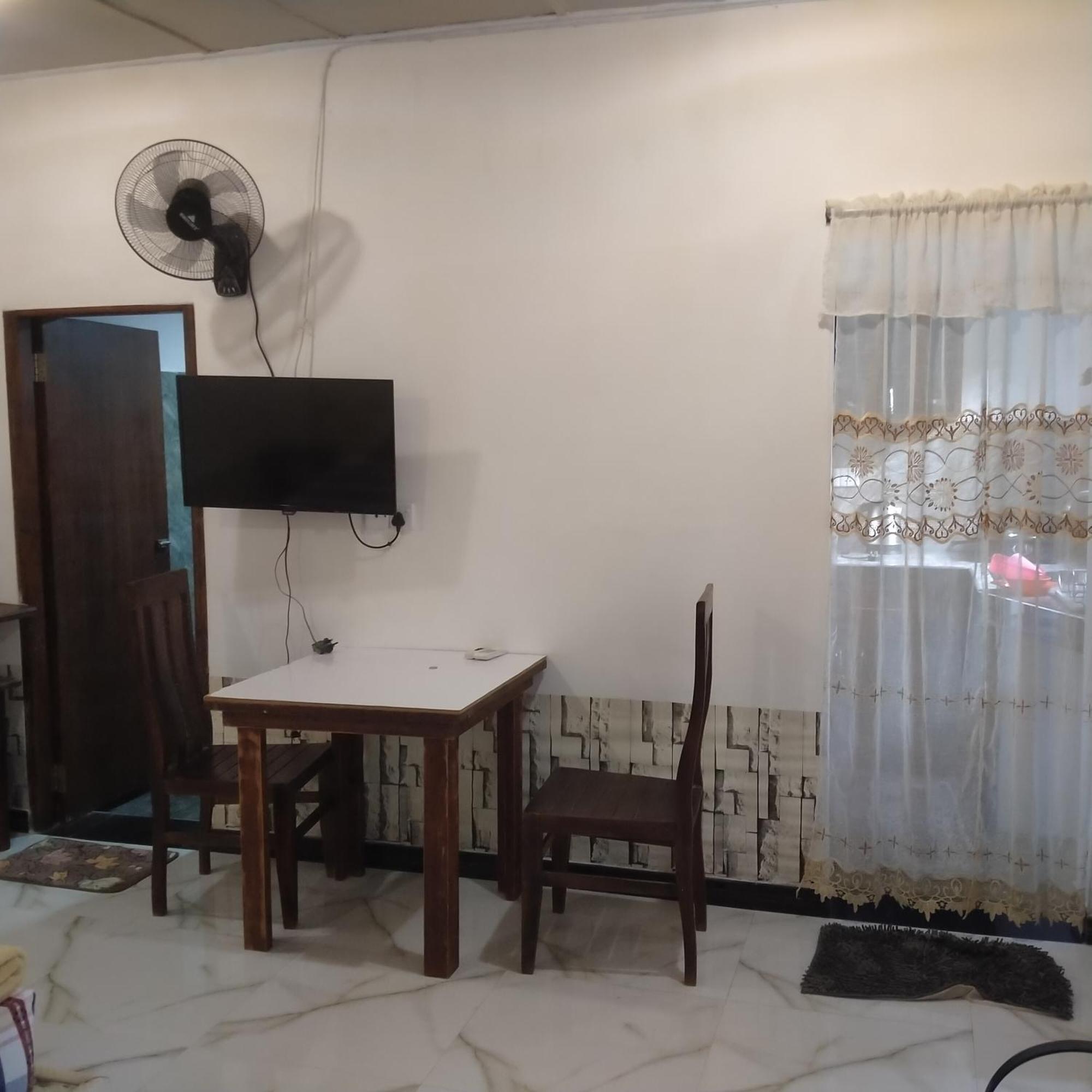 Living Home Negombo Chambre photo