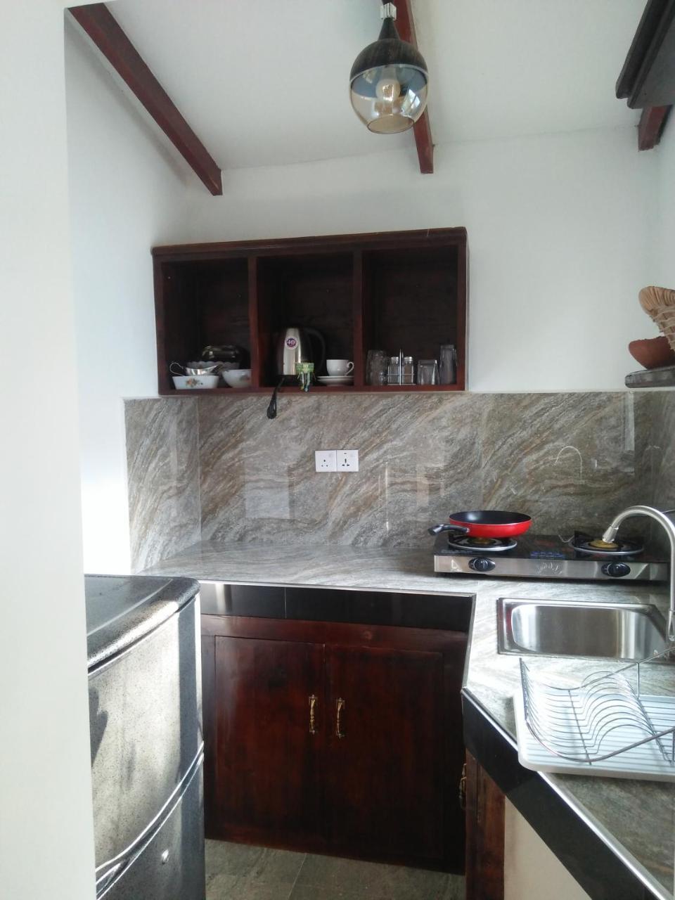 Living Home Negombo Extérieur photo